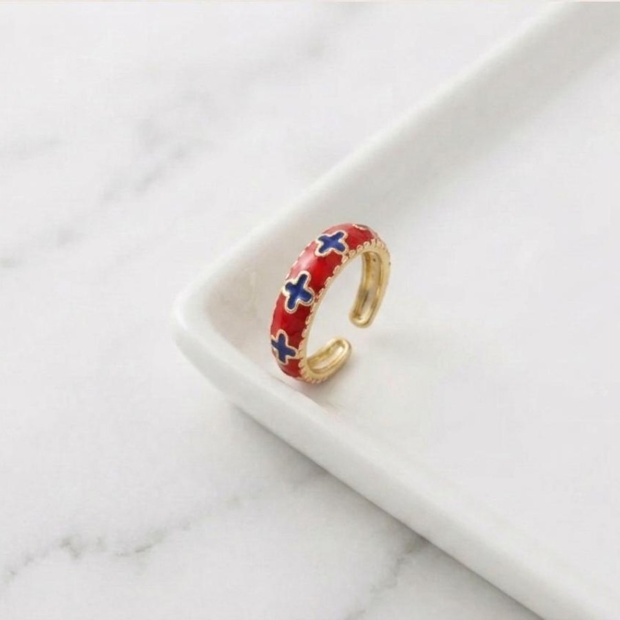 Checkmate ring