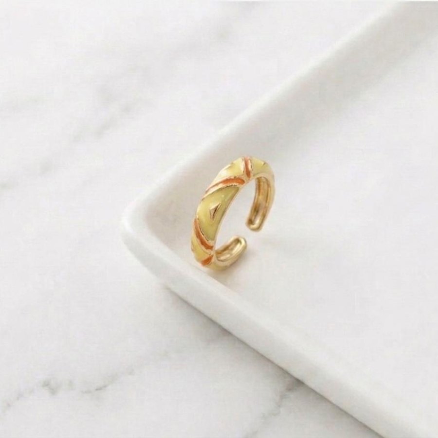 Orchid Whisper ring