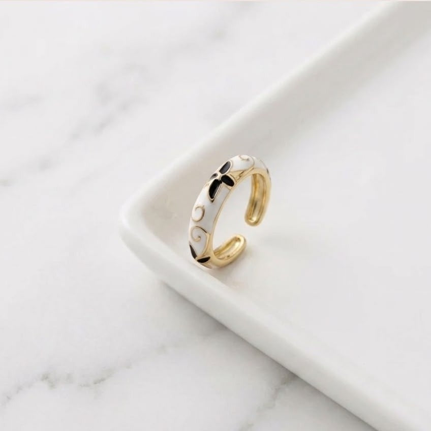 Lucid Dreamer ring